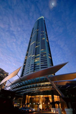 Tallest Tower SkyHomes | 9 Hamilton Avenue